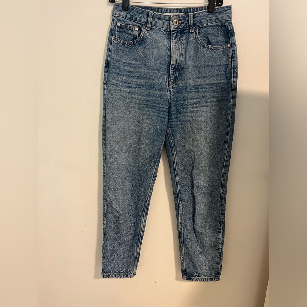 Women’s jeans
